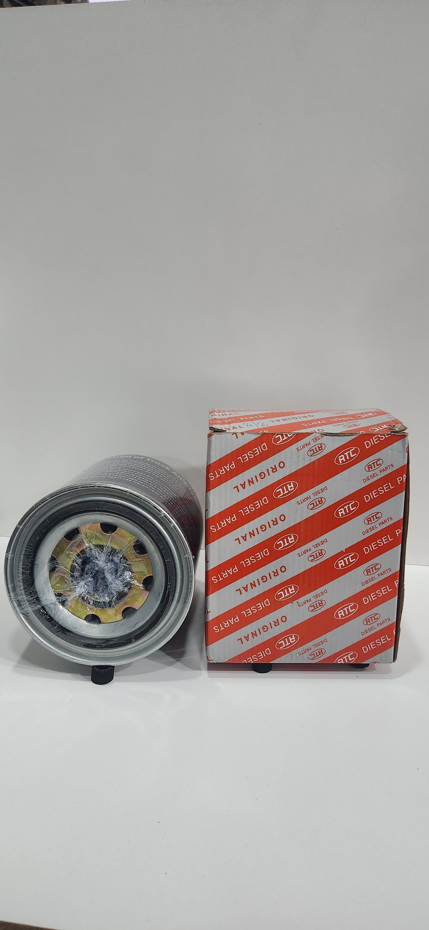 FRE817A-1 FILTRO SEPARADOR DE AGUA EN AIRE 24374 / P781466/ Af27817 APLICA PARA CAMIONES Y GANDOLAS