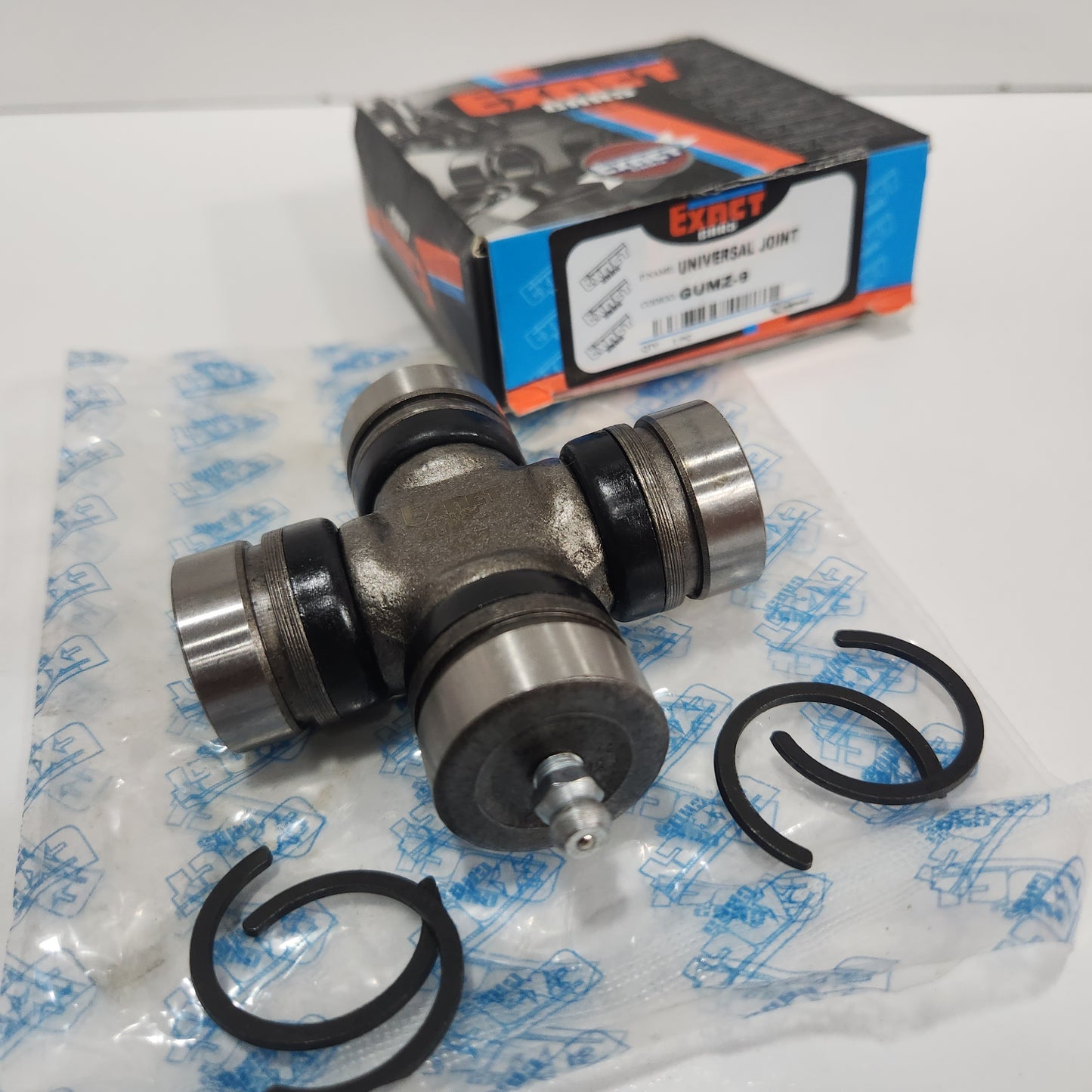 GUMZ-9 CRUCETA DE CARDAN EXACT HYUNDAI TUCSON 05 - 10 / KIA SPORTAGE 2.0 / SORENTO / BT50 / GRAND VITARA 03-09