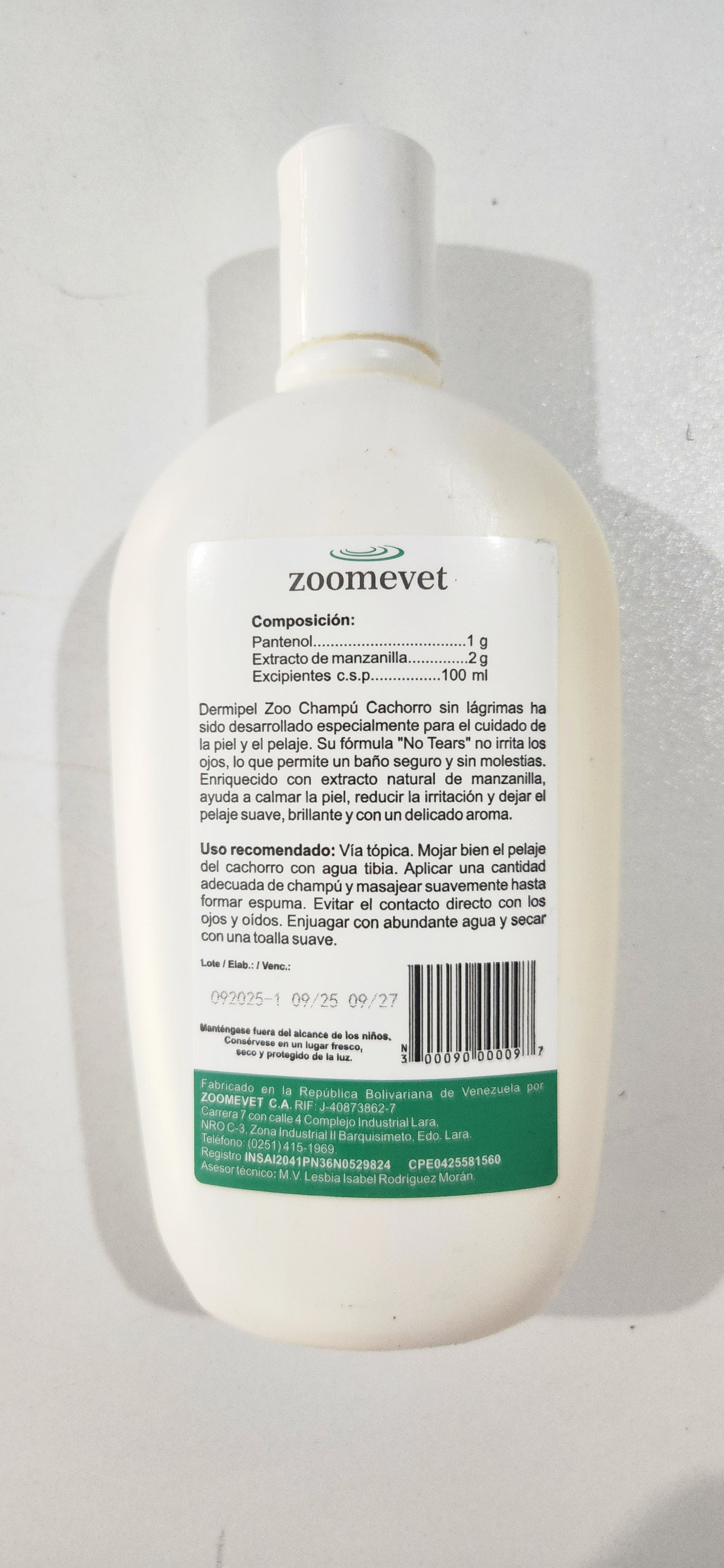 Dermipel Zoo Champu Cachorros pata Caninos y Felinos Cont 400 ml