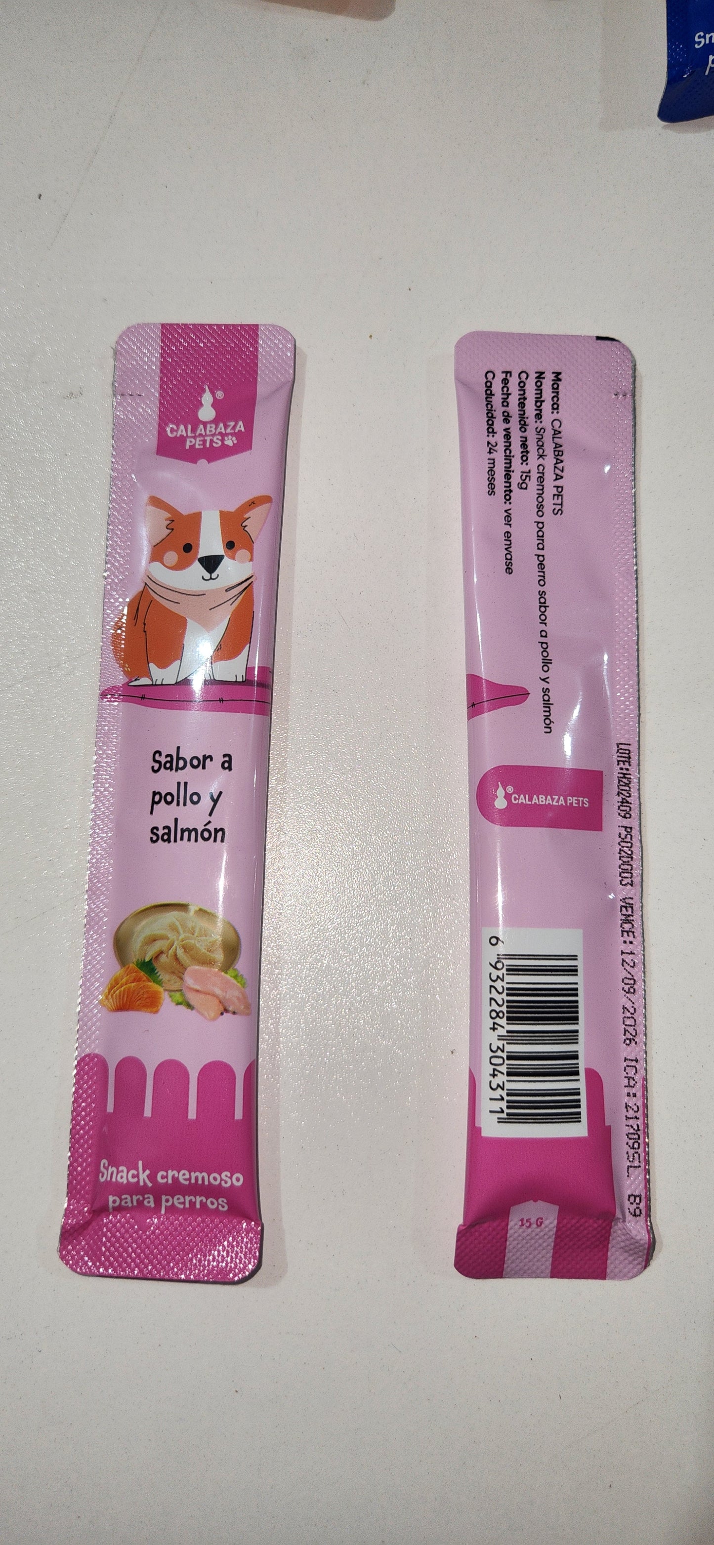 CALABAZA PETS SNACK CREMOSO PARA PERROS SABOR A POLLO Y SALMON CONT 15 g