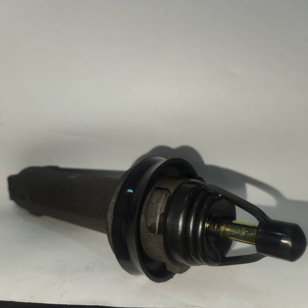 F81Z-7A564-AA BOMBA DE CLUTCH INFERIOR DAIMOKU FORD F-350 TRITON SUPER DUTY
