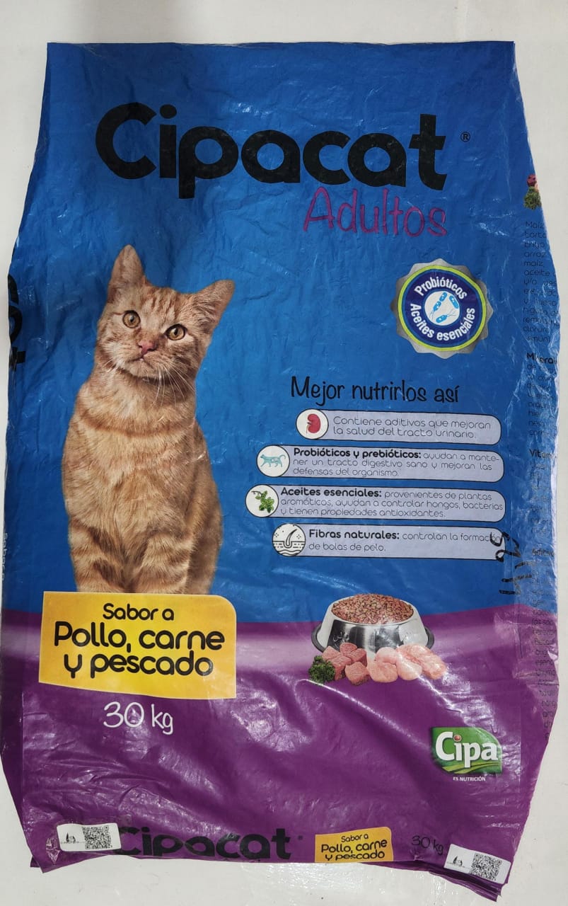 Cipacat Gatos 30 kg$ Adultos Pollo, Carne y Pescado