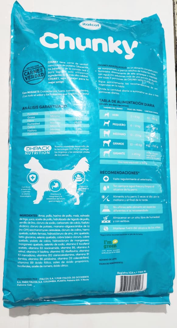 Chunky 25 kg Perro Adulto Sabor a Pollo $
