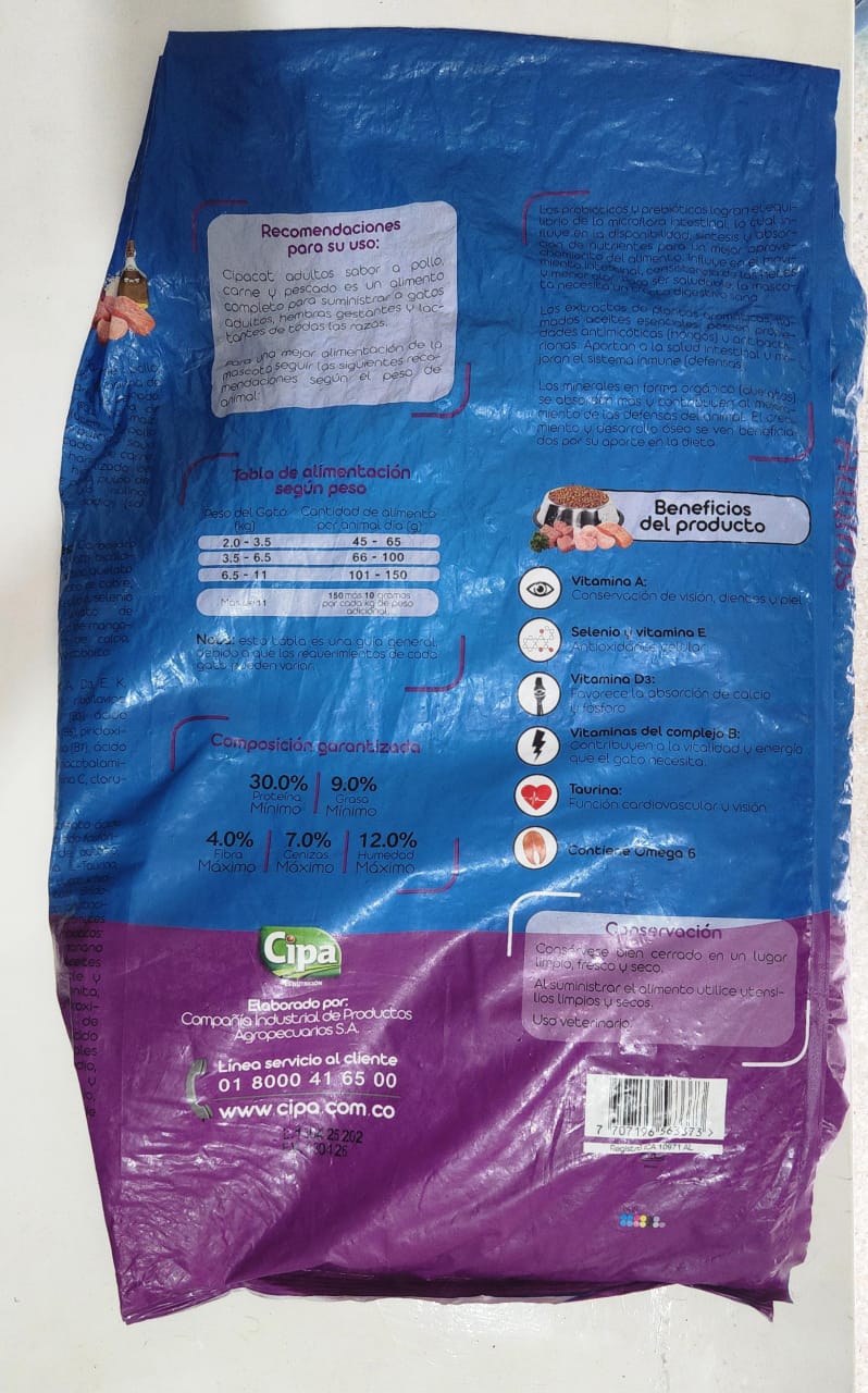 Cipacat Gatos 30 kg$ Adultos Pollo, Carne y Pescado