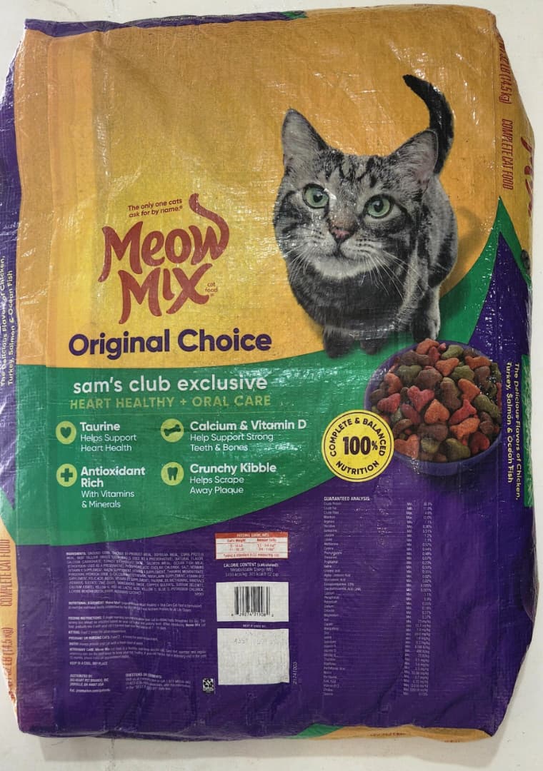 Meow Mix Gatos Adultos Pollo y Salmon 14.50 kg