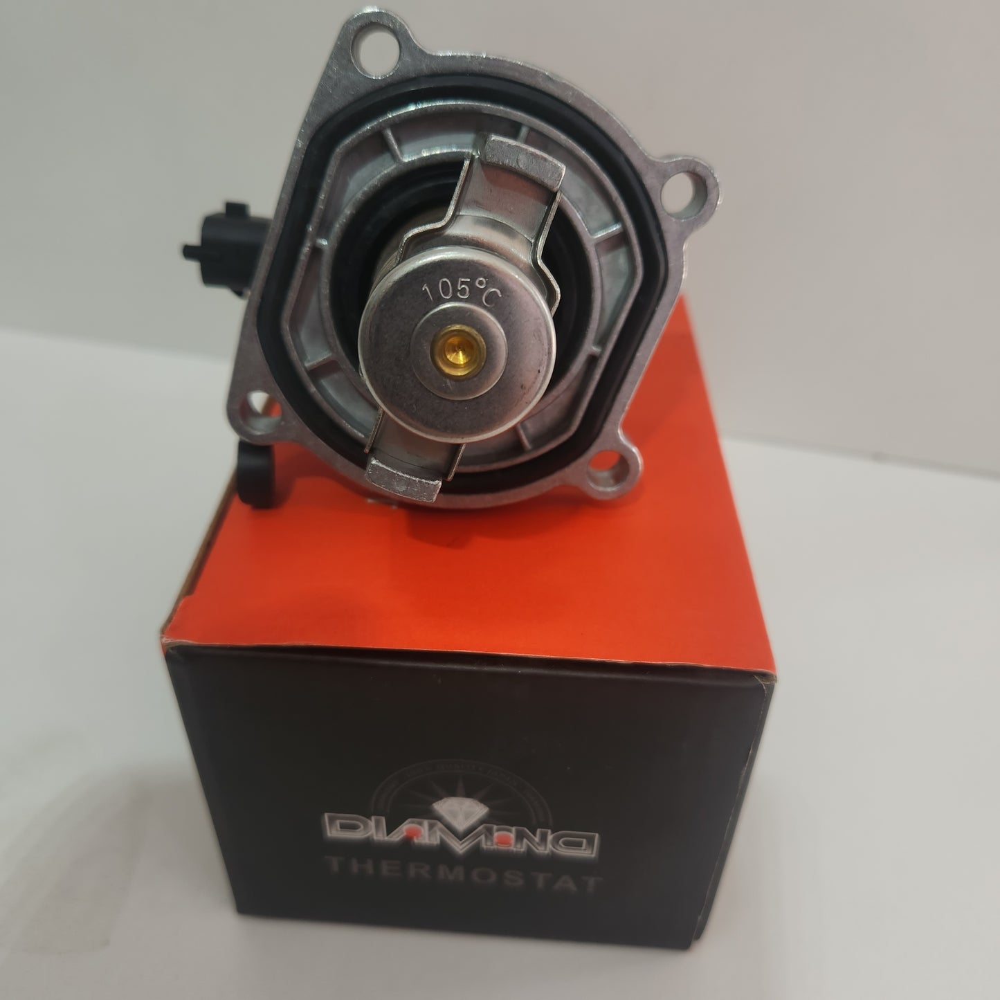 VALVULA TERMOSTATO DIAMOND CHEVROLET CRUZE / TRAX / SONIC MTR 1.8