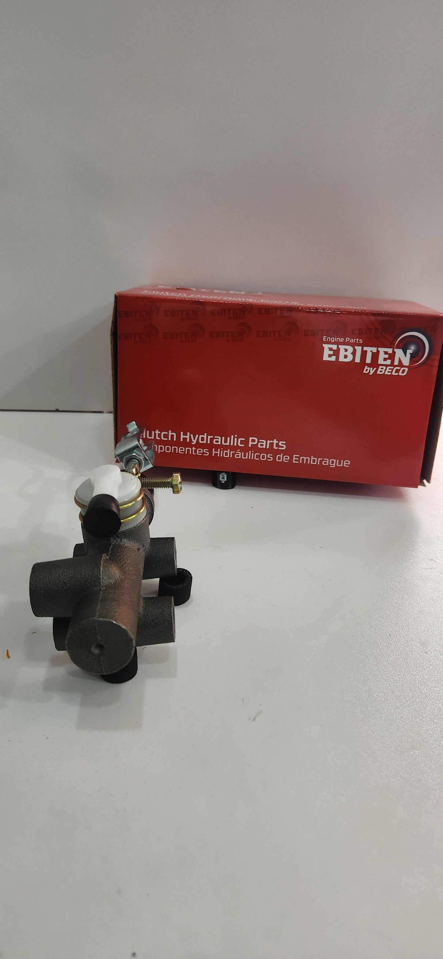 26-99-1065-000 BOMBIN DE EMBRAGUE SUPERIOR EBITEN TOYOTA DYNA 4.0 / 4.6/ 14B / 15B