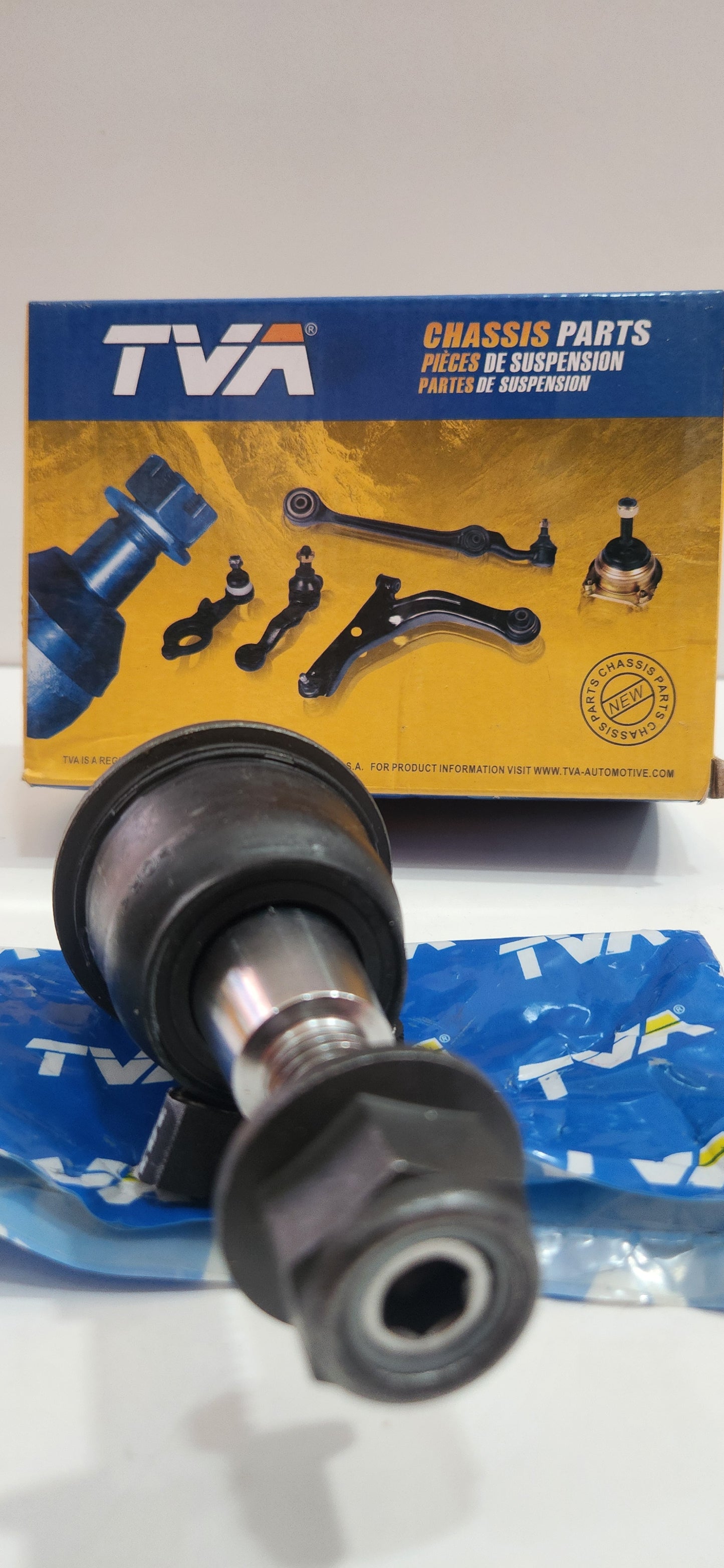 K500245 MUÑON MESETA INFERIOR TVA CHEVROLET SILVERADO 14/16 4X2 4X4 1500 TAHOE 14/16 (IMPORTADA)