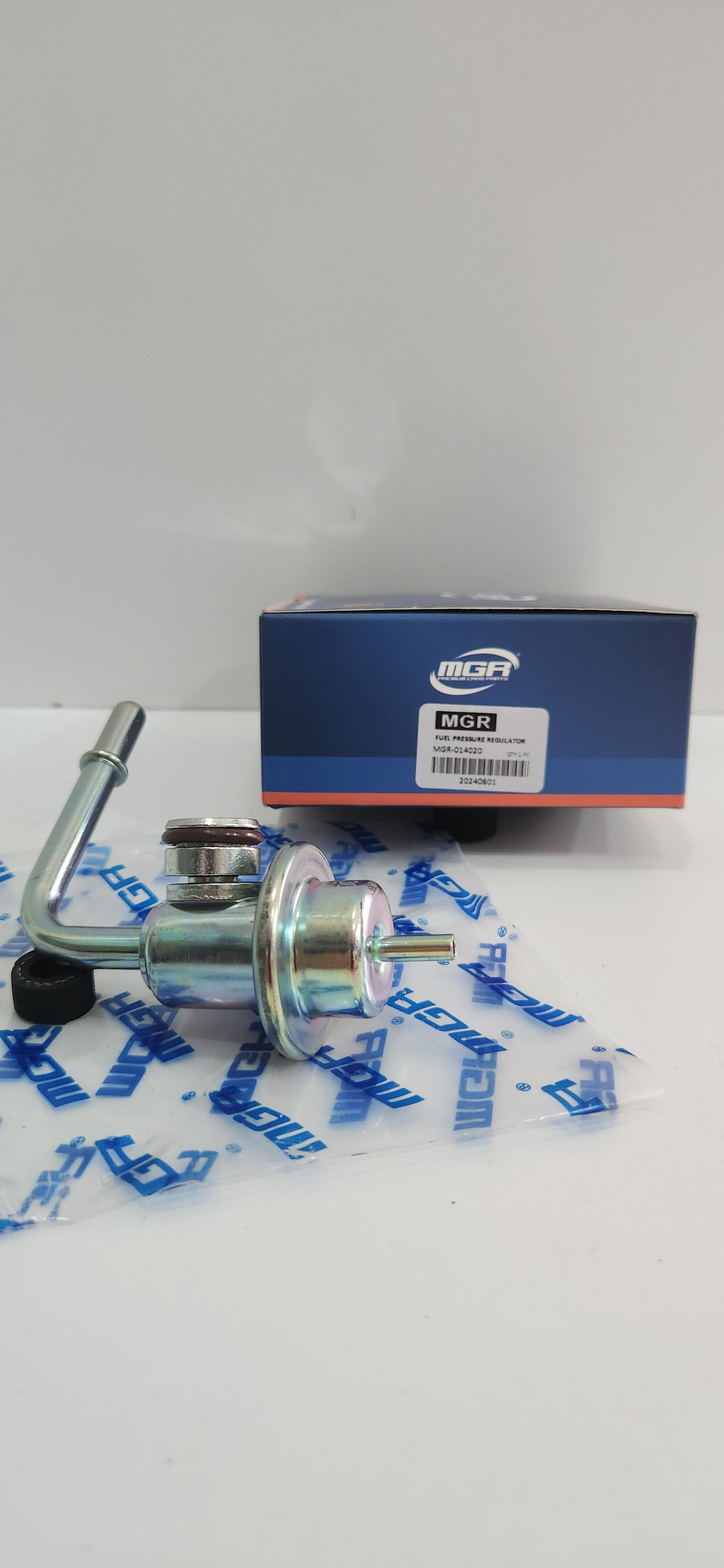MGR-014020 REGULADOR DE PRESIÓN DE GASOLNIA MGR DAEWOO CLIO RACER LANOS 96184228
