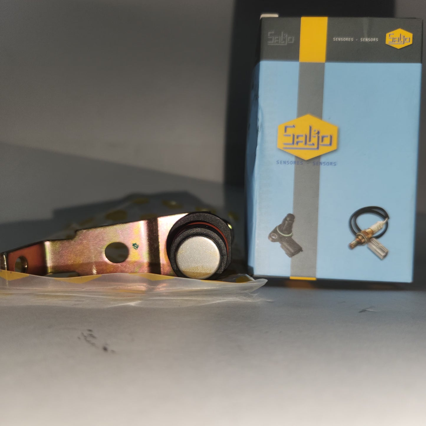 SU-1207 SENSOR POSICIÓN CIGUEÑAL SALJO  CHEVROLET SILVERADO MTR 4.3 6 CIL 96-99/TAHOE 96-00/JIMNY 94-05/BLAZER MTR 4.3 6 CIL 95-05/EXPRESS 1500 6 CIL/S-10