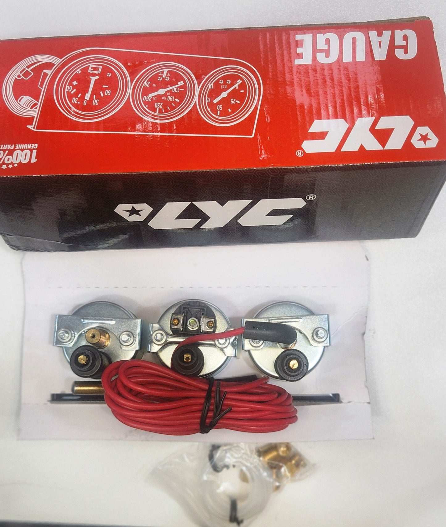 ACGO-0009 RELOJ MECÁNICO TRIPLE CON BASE (TEMPERATURA 144PLG / VOLTIMETRO 16V / ACEITE 12V) - LYC