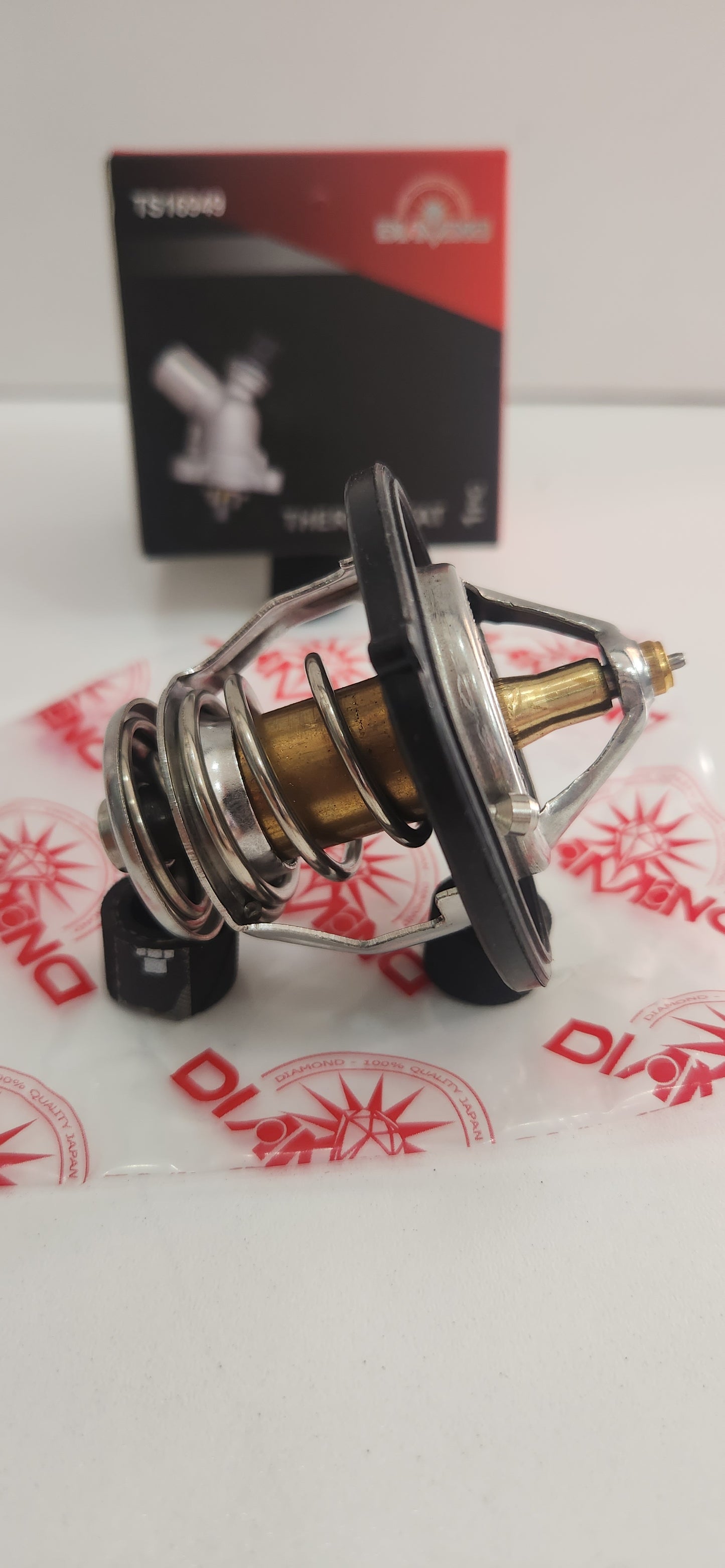 25500-23001 VÁLVULA TERMOSTATO PARA REFRIGENTE DIAMOND MITSUBISHI L200 / 4G54B / HYUNDAI ACCENT / TUCSON / SANTA FE / MATRIX / ELANTRA / KIA RIO / SPORTAGE / SORENTO