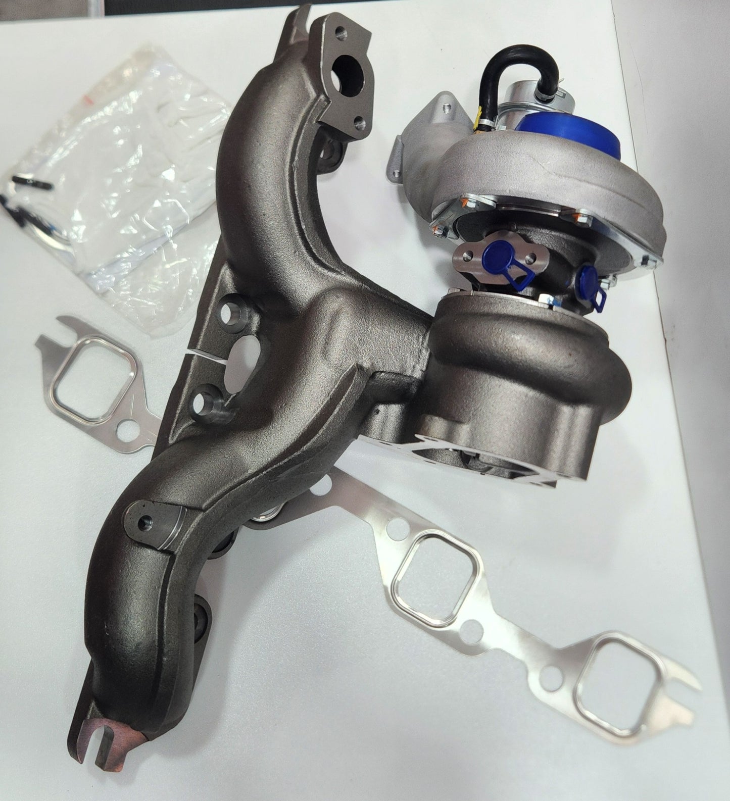 85-92-1010-000 TURBOCOMPRESOR EBITEN ISUZU NPR 4HG1T