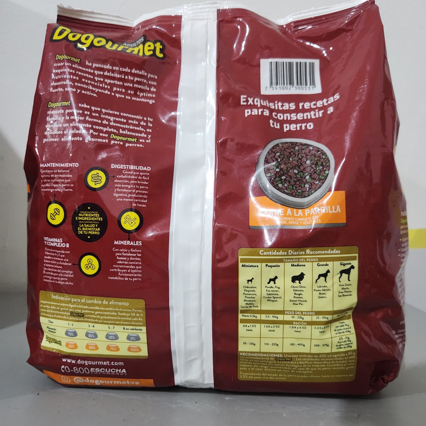 Dogourmet 1 kg Carne A La Parrilla Adulto