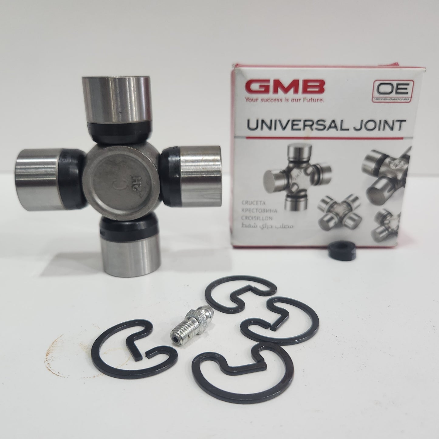 GUT-25 CRUCETA TOY HILUX 22R / FORTUNER / PRADO / MERU (27x81.80)