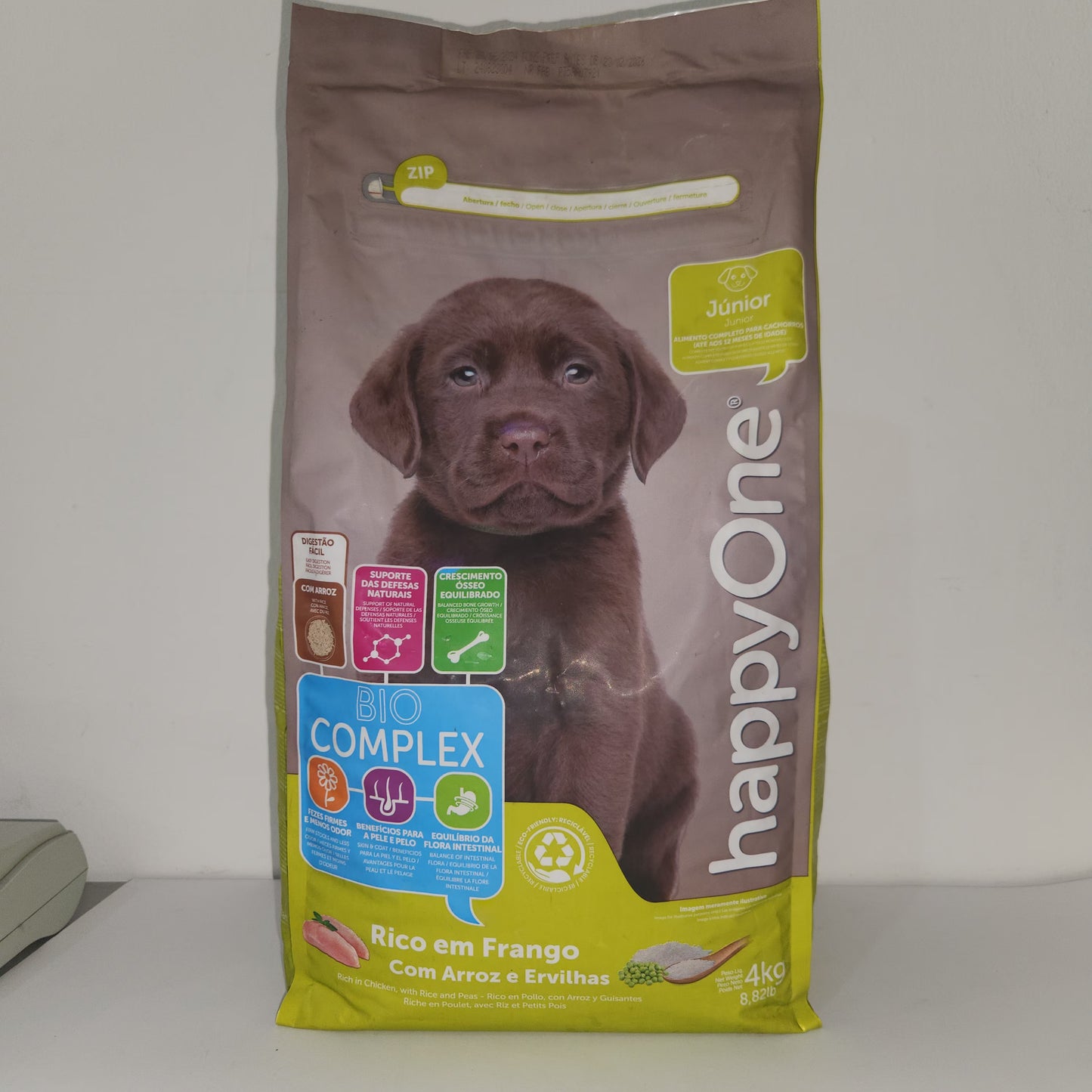 Happy One 4 kg. €. Cachorro