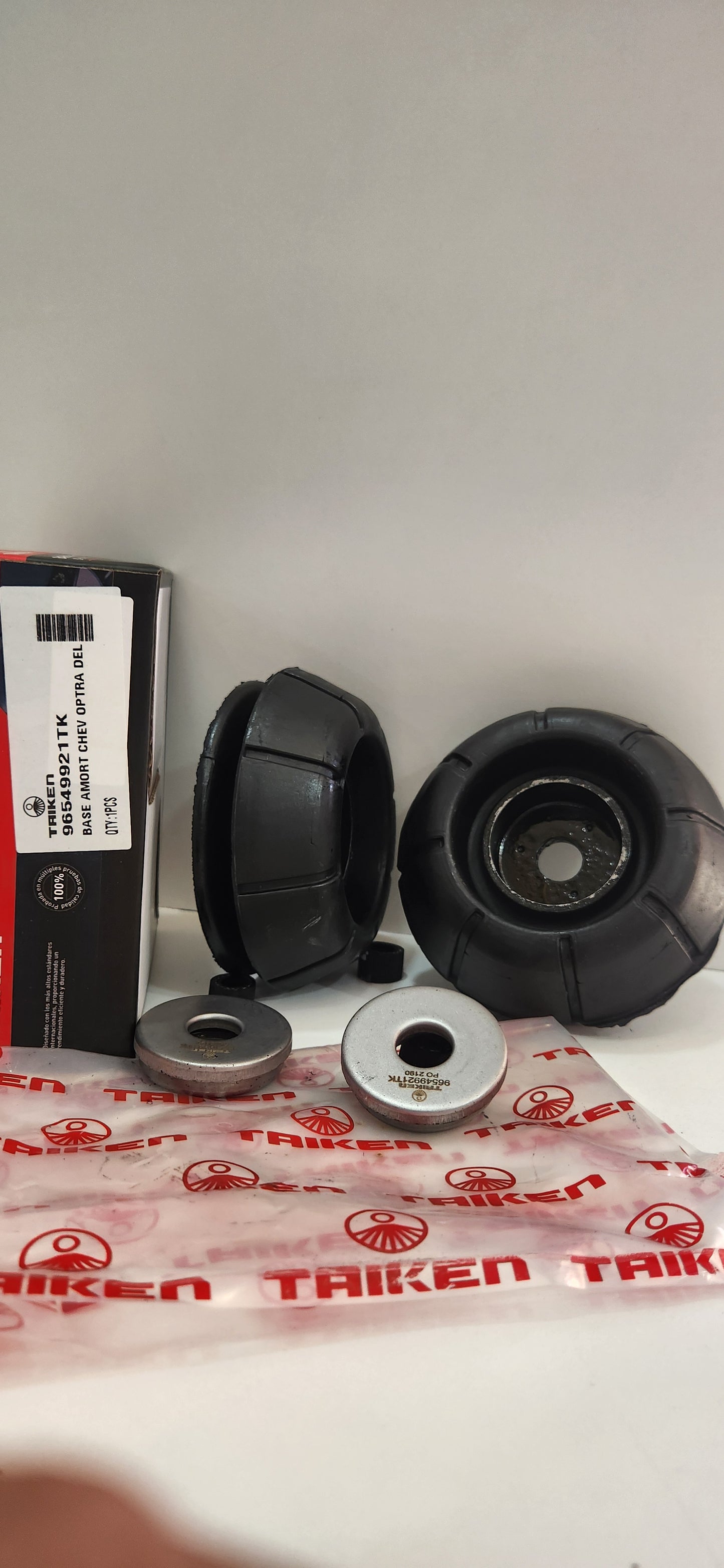 96549921 BASE AMORTIGUADOR TAKIEN CHEVROLET OPTRA DELANTERA CON RODAMIENTO